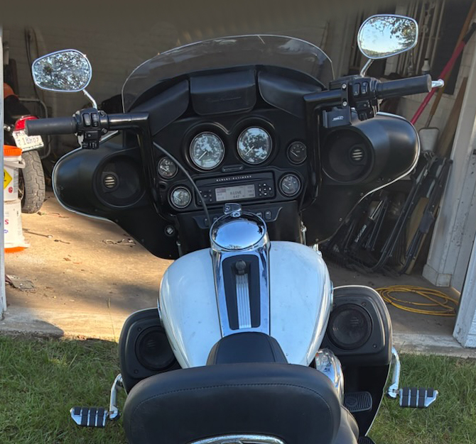 1½" Flat Top Handlebar- 12" Black - Image 2